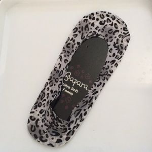 Cheetah Print Ultra Sift Footsie Socks